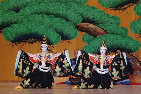 日本舞踊水上パフォーマンス